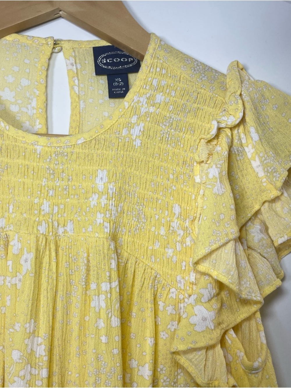 SCOOP Yellow Floral Smocked Blouse Ruffle Sleeves Lightweight Summer Top Size XS - Picture 6 of 12